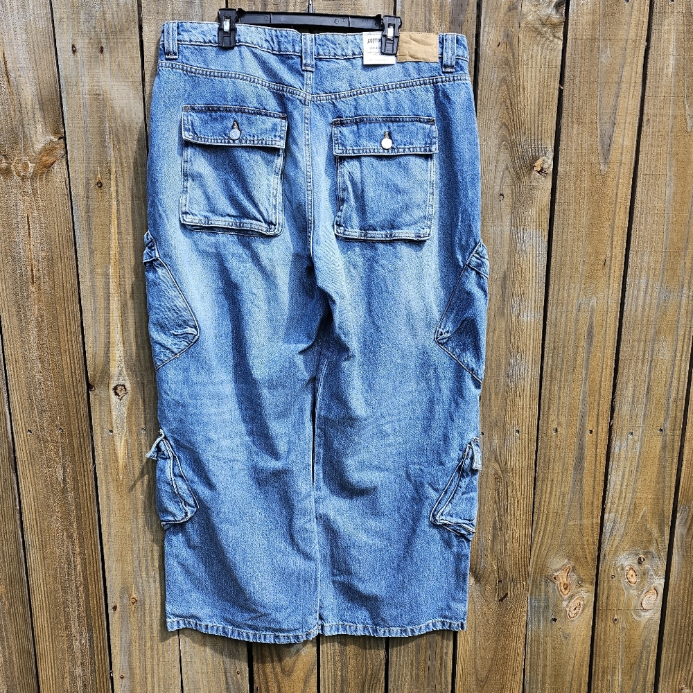 Super Baggy Cargo Denim Jeans By Cotton On Sz 14 - Picture 7 of 16